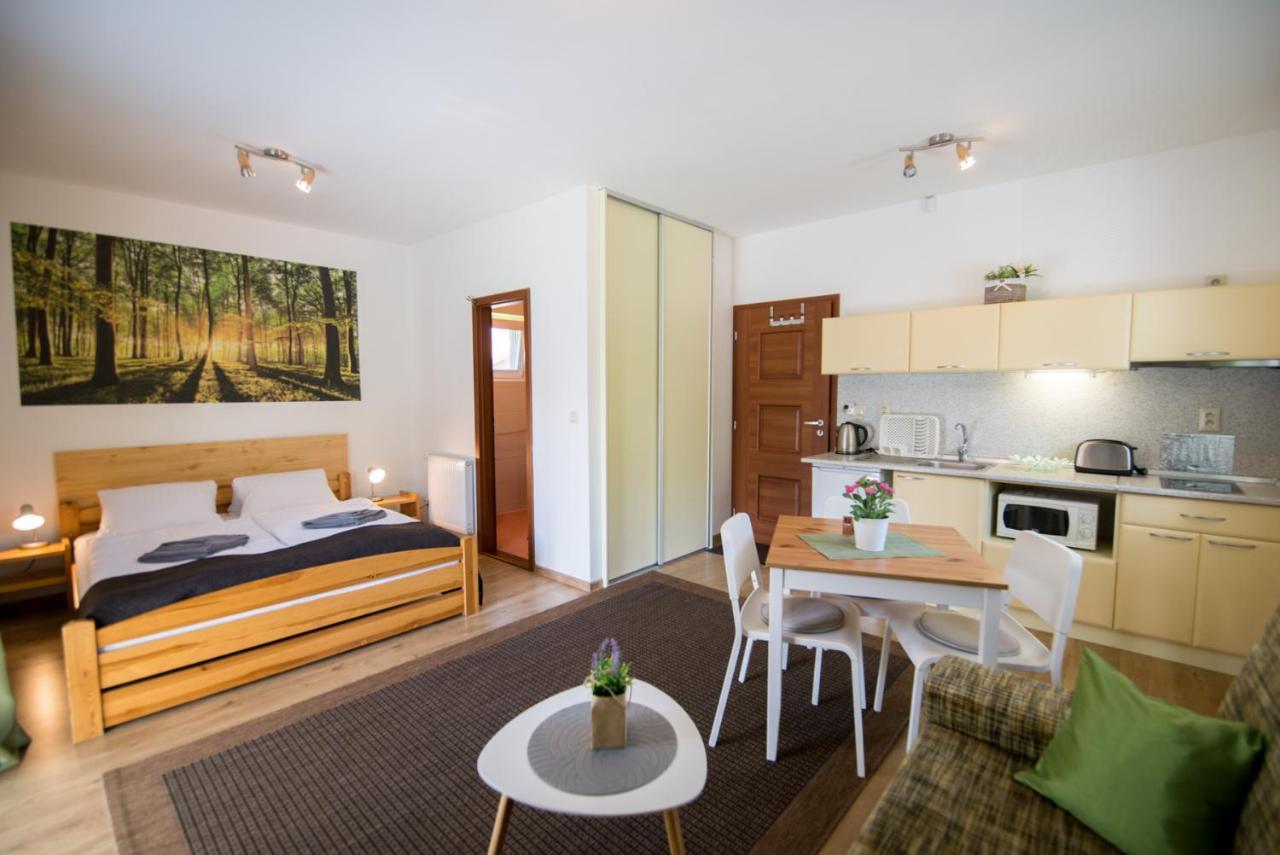 Apartmany Lipka Павчина-Легота Экстерьер фото