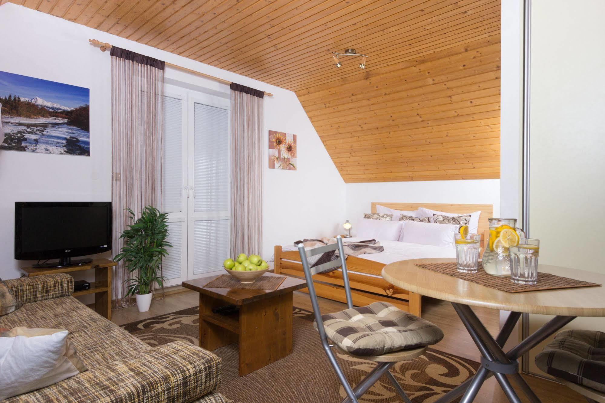 Apartmany Lipka Павчина-Легота Экстерьер фото